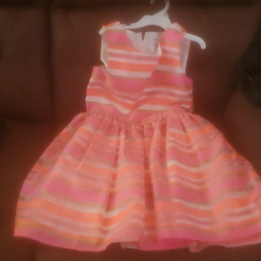Girls dress